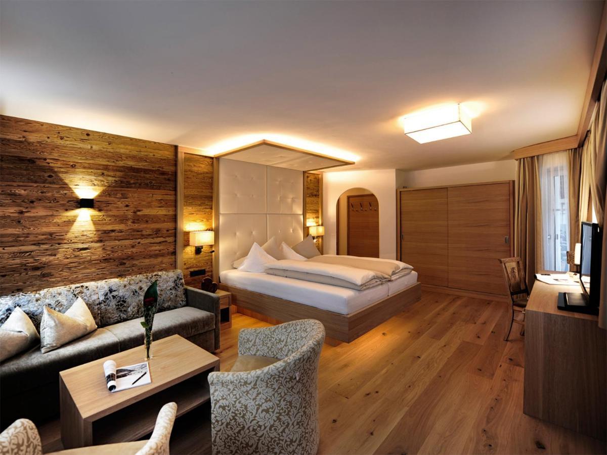 Salnerhof Superior Lifestyle Resort Ischgl Quarto foto